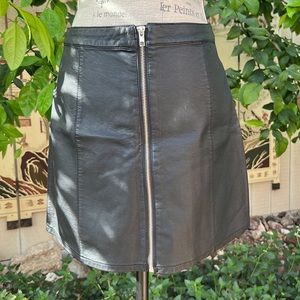Forever 21 Faux Leather skirt